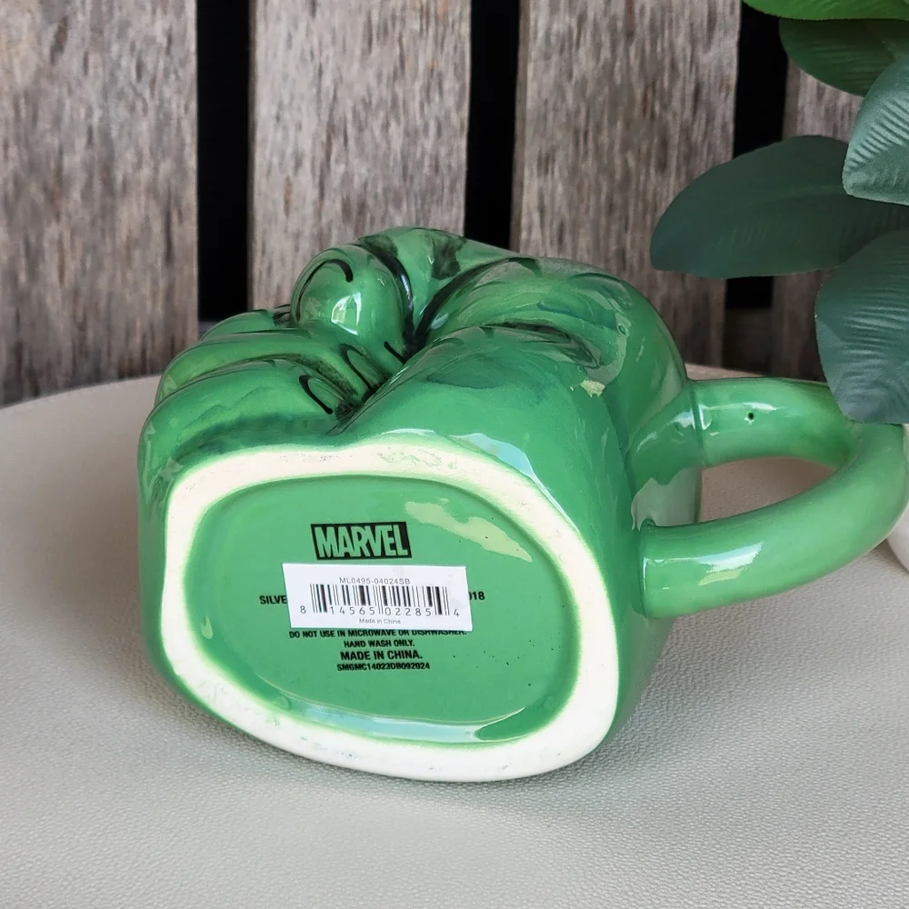 Incredible Hulk Green Oversized Fist Mug- Marvel - Picture 9 of 10